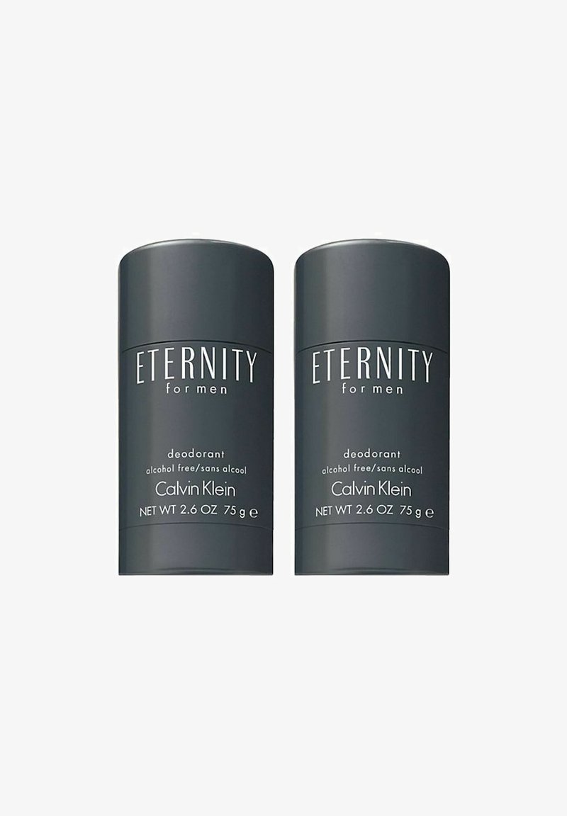 To cylindriske, mørkegrå deodorantstænger mærket "ETERNITY for men" med hvide tekster. Alkoholfri, hver indeholder 75 g (2,6 oz).