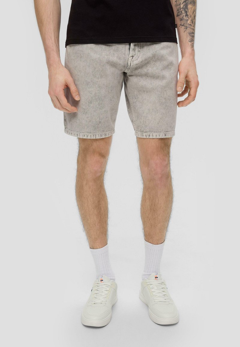 QS Jeans Shorts - hellgrau