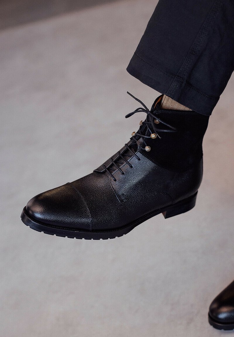 Finsbury GRAHAMS - Korte laarzen - noir