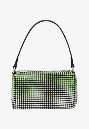 Sac à main en strass vert et argent avec une forme rectangulaire, anse noire et une surface texturée scintillante. Dispose d'une fermeture éclair.