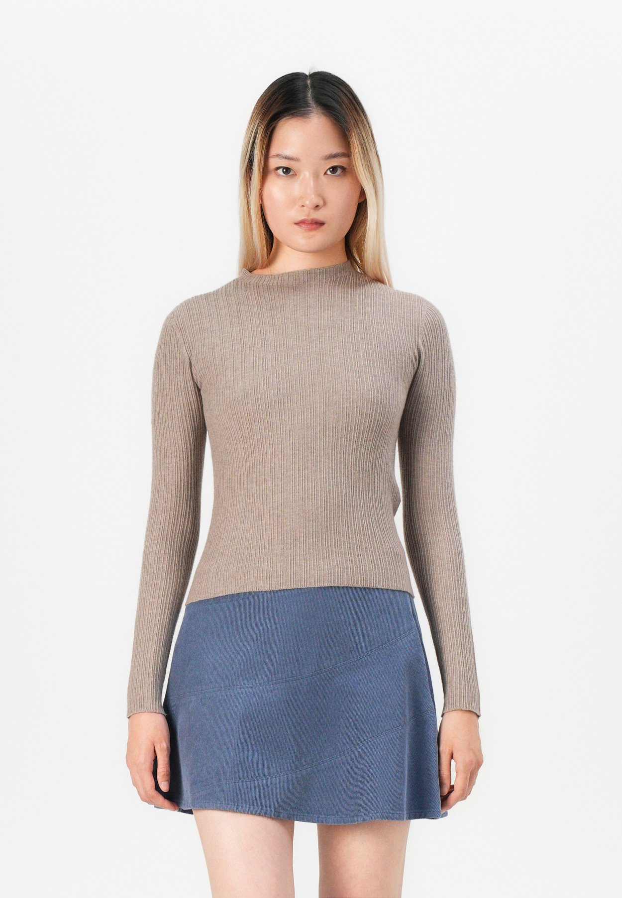ONLCOCO LIFE MOK NECK