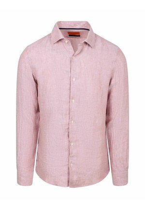 Hellrosa Leinenhemd mit langen Ärmeln, durchgeknöpfter Vorderseite und klassischem Kragen, vor weißem Hintergrund gezeigt.