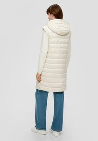 s.Oliver - Kamizelka