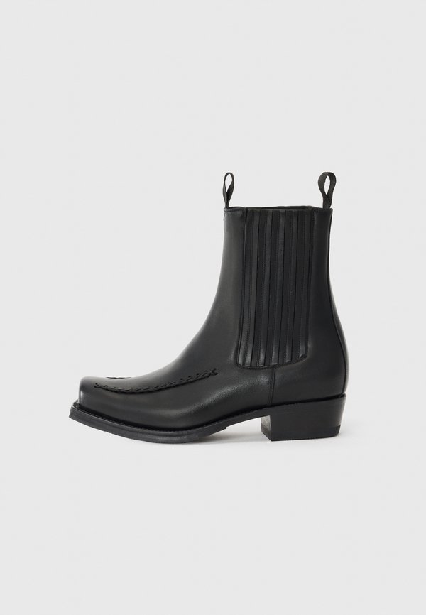 AGULLA - Classic ankle boots