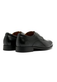 RYŁKO Stringate eleganti - black