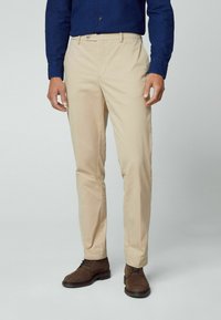 Hackett London SANDERSON beżowy