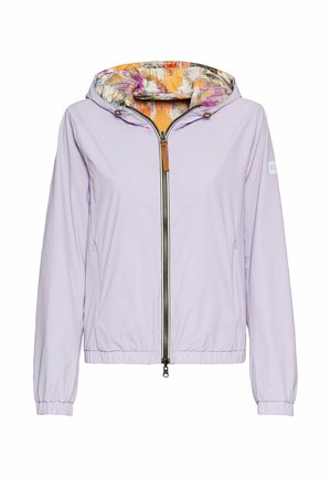 Licht lavendelkleurige windbreaker met een ritssluiting aan de voorkant, elastische manchetten en een kleurrijke, gemarkeerde binnenkap. Bevat een subtiele logo op de mouw.