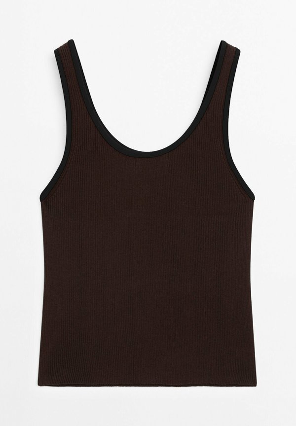 WITH CONTRAST TRIMS - Top2