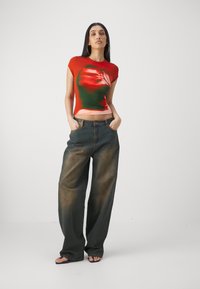 Jaded London SONIC BAGGY LEG WITH TURN UP - Široke hlačnice - washed denim