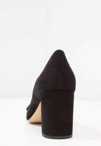 Unisa Pumps - black