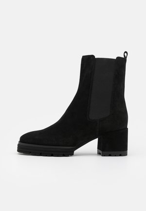 Enkellaarsjes met plateauzool - black