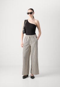 Lollys Laundry PANTS - Kelnės - white/black