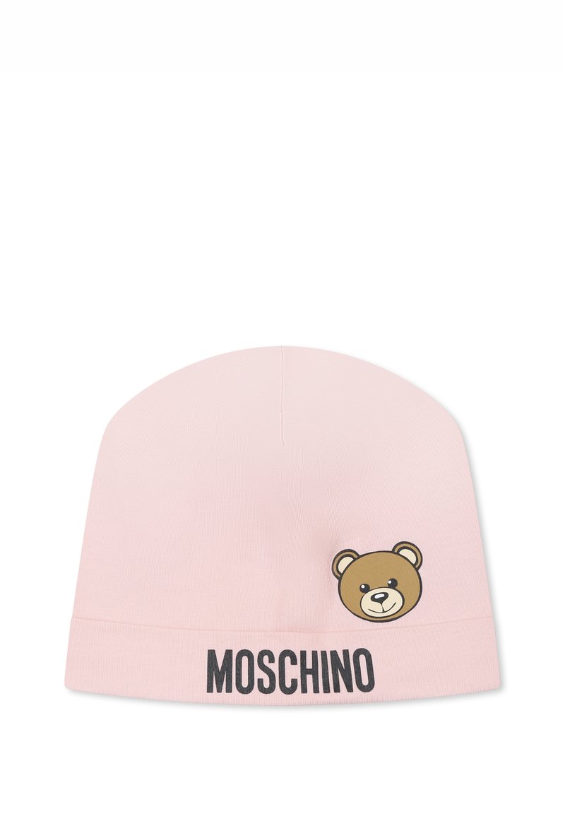 Berretto lavorato a maglia rosa con motivo di un orso bruno e il testo "MOSCHINO" in nero sul bordo. Texture liscia e design aderente.
