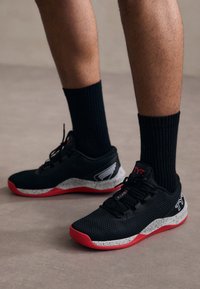 Unausgewählt, black/red