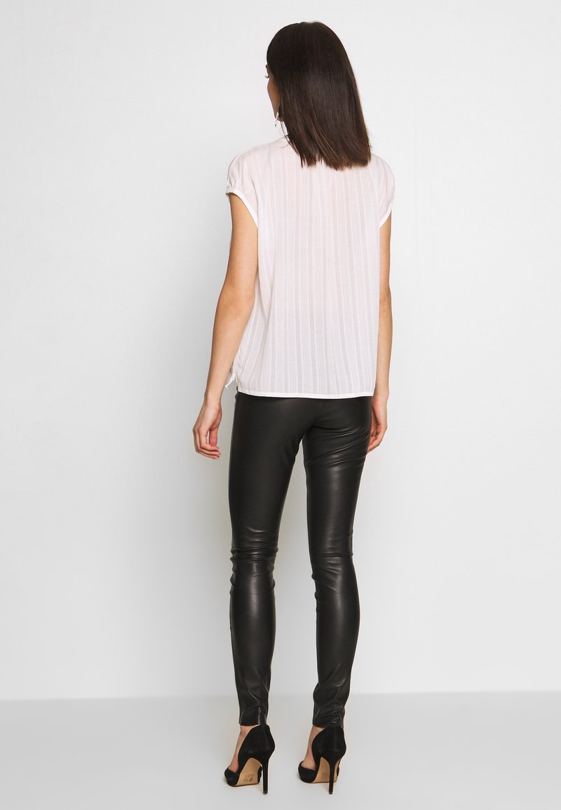 Soaked in Luxury Tygbyxor - black