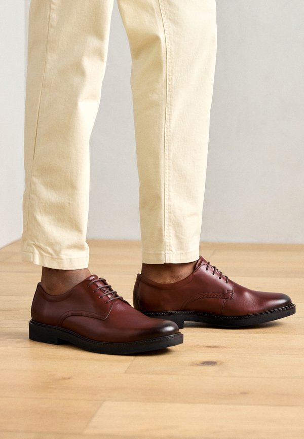 METROPOLE LONDON - Smart lace-ups - cognac4