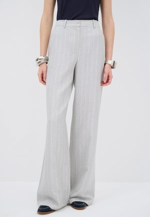 Trousers - striped grey