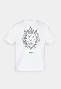 LEBRON JAMES TEE - Trükipildiga T-särk - white