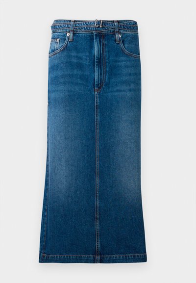 Denim krilo v srednjem pranju s ravnim krojem, ki ima skrit sprednji zadrgo, pasne zanke in kontrastno šivanje.
