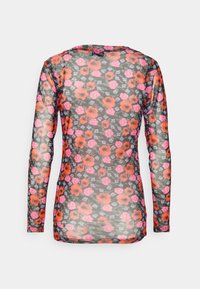 Haut noir à manches longues, semi-transparent, avec un motif floral rouge, rose et gris sur l'ensemble, vu de dos.