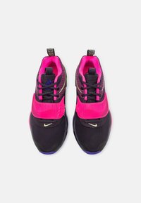 Nike Performance Basketbalové boty - purple