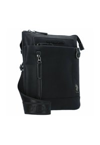 Borsa a tracolla in pelle nera con finitura testurizzata, dotata di una tasca con zip frontale, patch con logo e tracolla regolabile con dettaglio del logo.