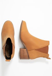 TOMS Botines bajos - beige