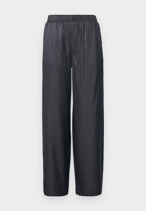 Pantaloni neri a gamba larga realizzati in un tessuto liscio e lucido. Presentano un elastico in vita e nessuna tasca visibile. Design semplice, lunghezza completa.