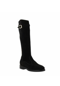 Schwarze Wildleder-Stiefel bis zum Knie mit flachem Absatz, ausgestattet mit einem goldenen Schnallenakzent und einer glatten Textur, entworfen für eine figurbetonte Silhouette.