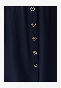 Sélectionné, navy blue
