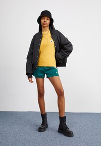 Carhartt WIP POCKET - T-shirt basique - sunray