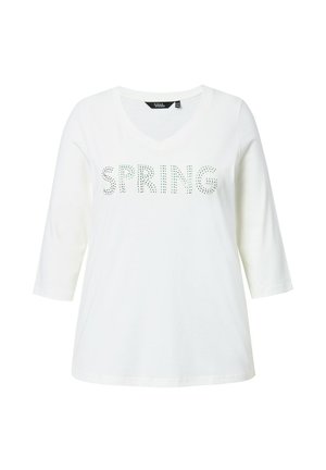 Weißes Baumwoll-T-Shirt mit V-Ausschnitt und Dreiviertelärmeln, verziert mit dem Wort "SPRING", das mit grünen Strasssteinen geschmückt ist.
