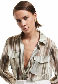 Koton PATTERNED - Hemdbluse - khaki