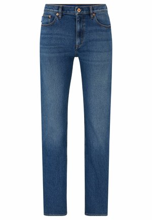 Jean en denim bleu avec un design à jambe droite, caractérisé par une fermeture à bouton, cinq poches et un léger dégradé sur le tissu.