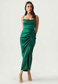 BWLDR CASSI  - Cocktailjurk - emerald