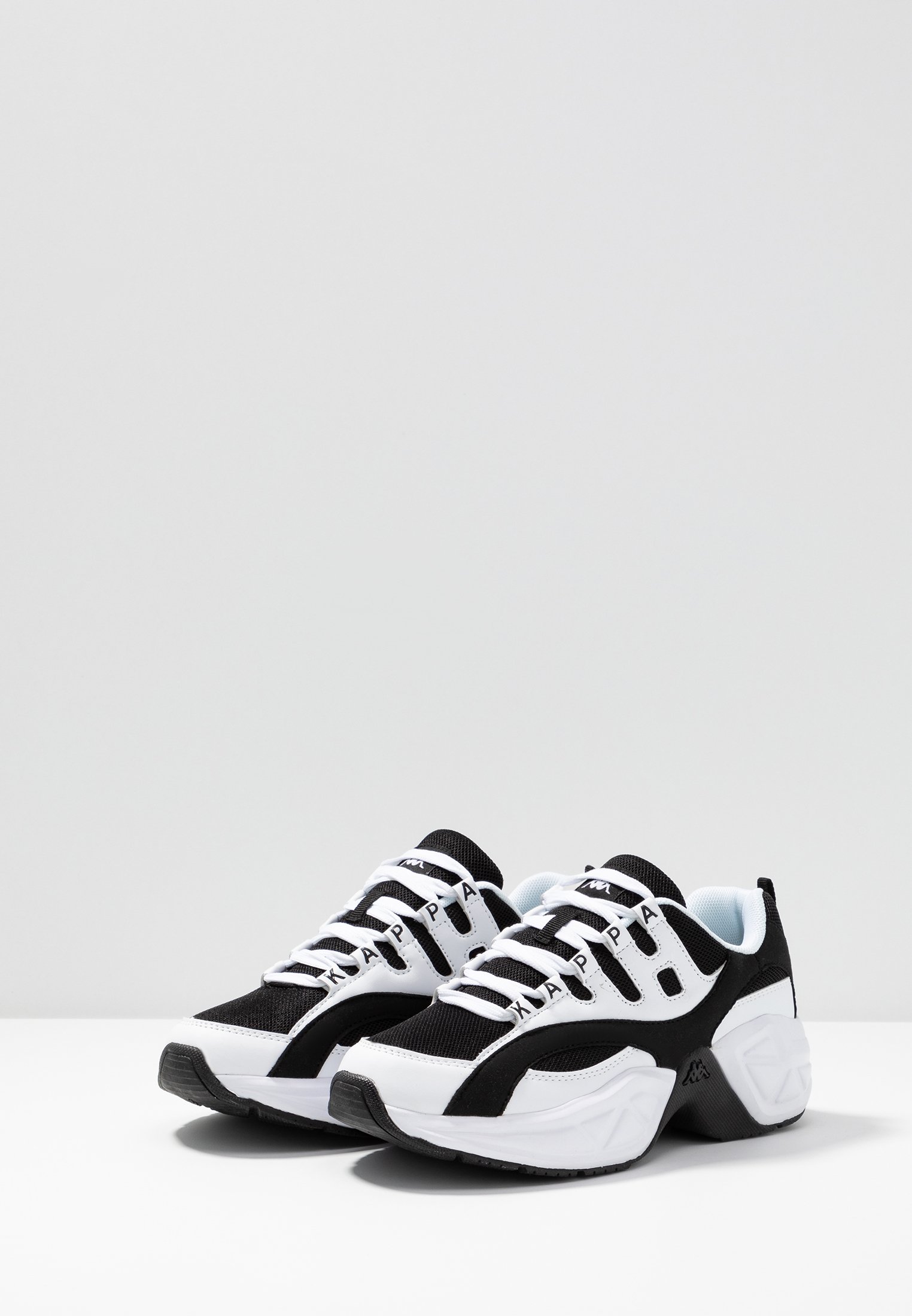 Kappa OVERTON Treningssko whiteblack Zalando.no Petrol Kappa Klær, Sko & Accessories | Herre | Finn
