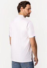 Lee Cooper ALFI biały