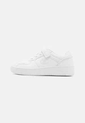 REBOUND 2.0 LOW UNISEX - Basketball shoes - triple white