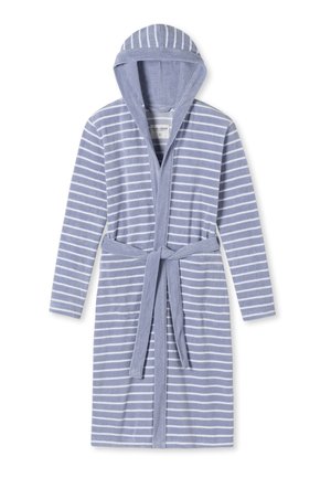 Jasnoniebieski szlafrok z kapturem w białe poziome paski, z długimi rękawami i paskiem do wiązania w talii.