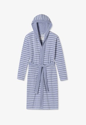 Bata de baño con capucha de color azul claro con rayas horizontales blancas, mangas largas y cinturón para atar en la cintura.