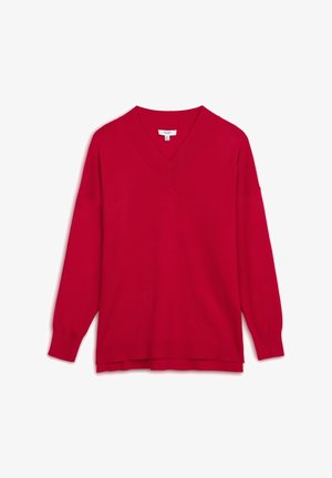 Czerwony, dziany sweter, dekolt w serek, długie rękawy, luźny krój, z prążkowanymi mankietami i dołem, gładka tekstura, bez wzorów ani ozdób.