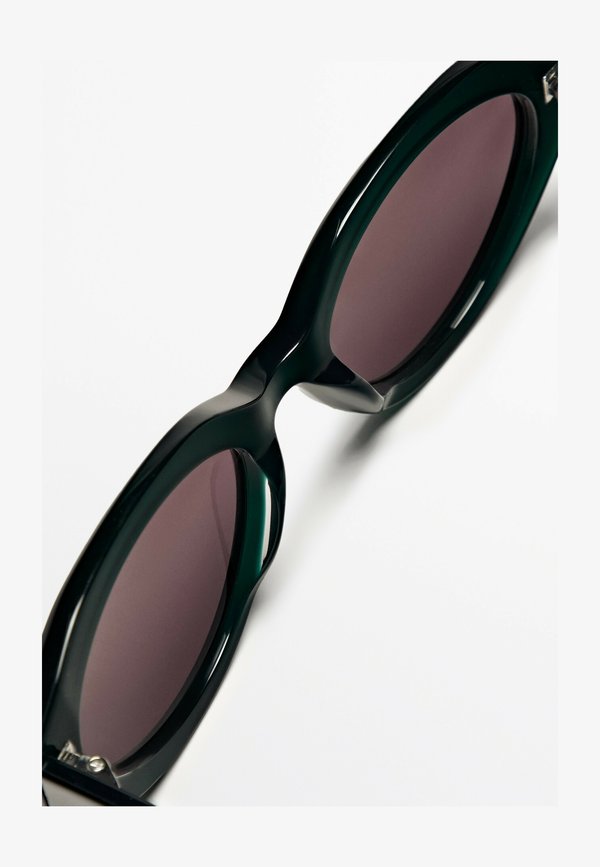 OVAL - Sunglasses3