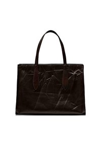 Brun läder tote-väska med två avlånga handtag. Slät textur, rektangulär form, något skrynklig yta. Ingen synlig hårdvara eller detaljer.