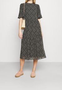 ONLY Vardagsklänning - black