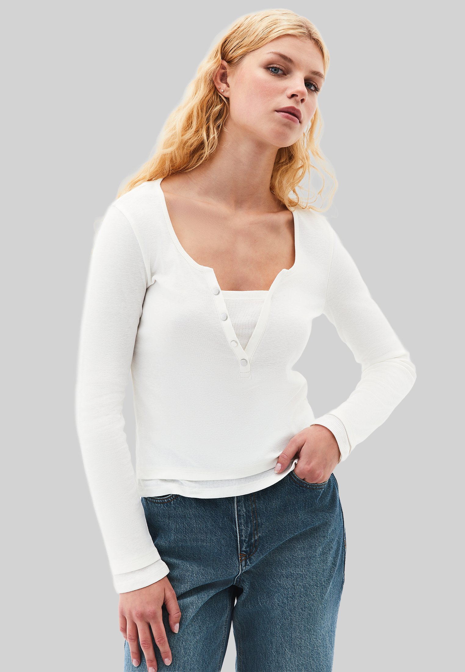 OXXO LANGARM MIT KNOPFLEISTE T-shirt à manches longues ice