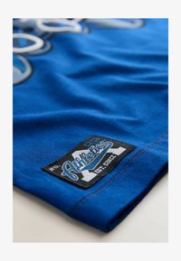 Unausgewählt, blue controller