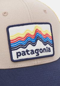 Patagonia TRUCKER HAT UNISEX - Kapa - ridge rise/oar tan