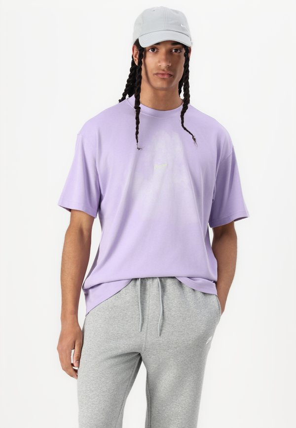 TEE - Print T-shirt - hydrangeas3