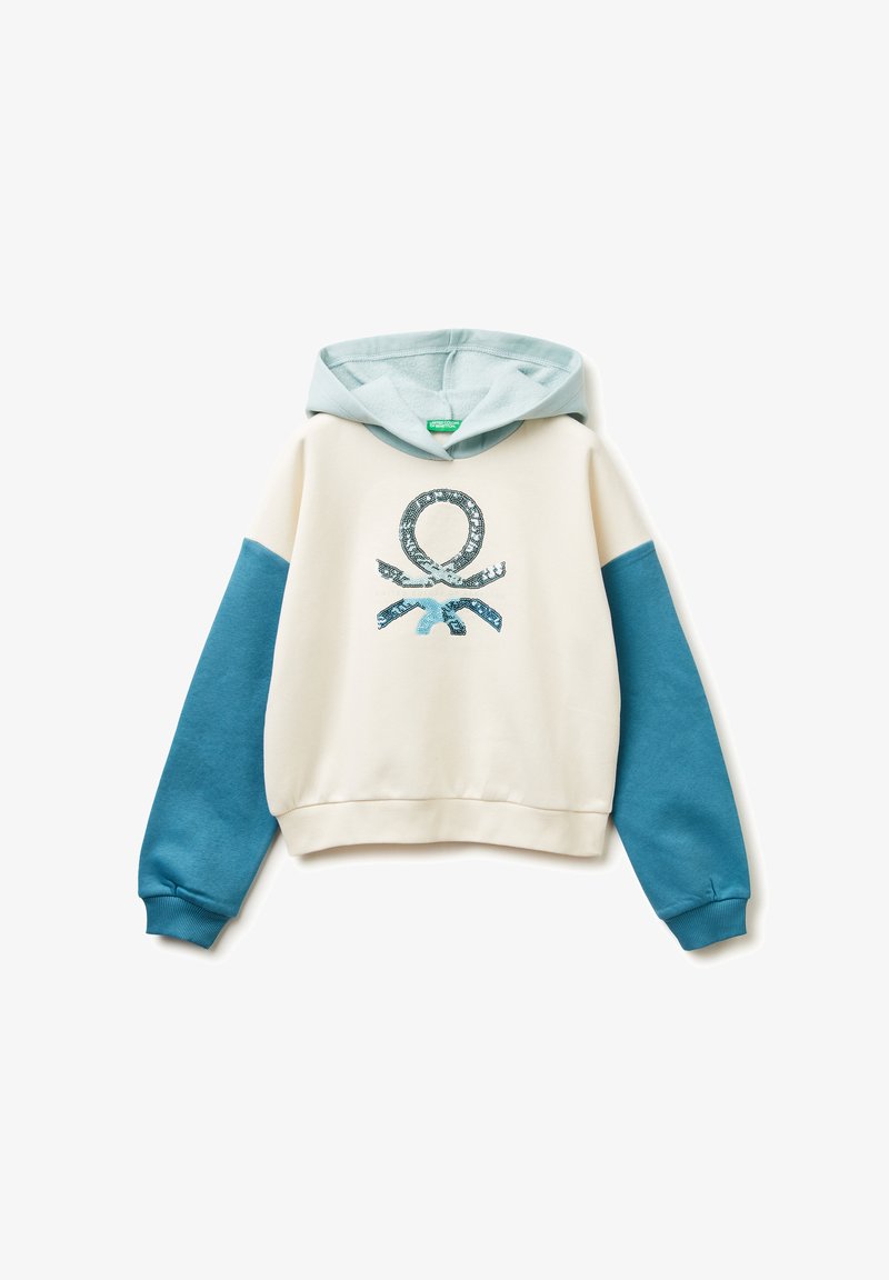 Sweat à capuche crème avec des manches turquoise. Présente un graphisme décoratif bleu au centre. Mélange de coton, texture douce, coupe décontractée.