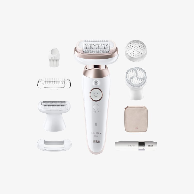 Kit épilateur Braun Silk épil 9 Flex ; doté d'une poignée blanche et or rose, de plusieurs accessoires, de bords arrondis et d'un étui de rangement compact.